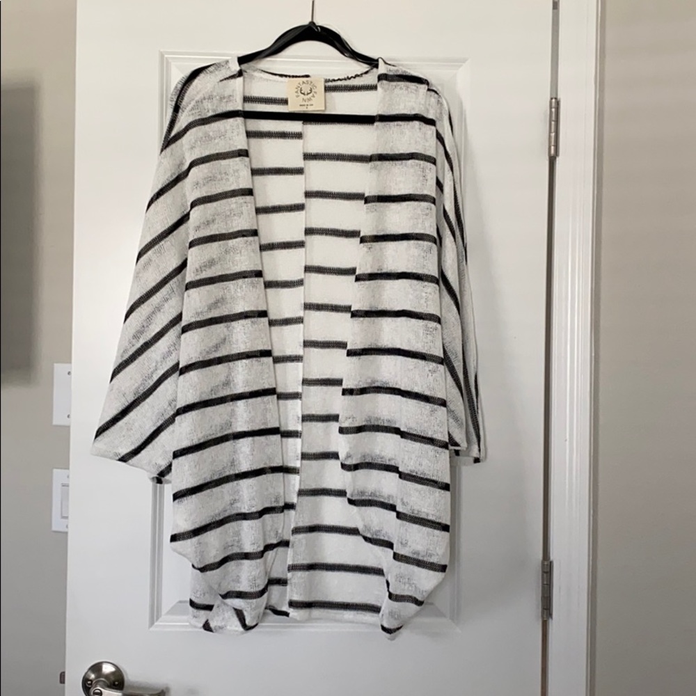Black and white kimono